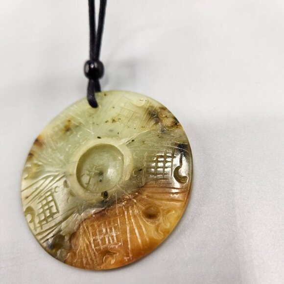 Carved Jade Amulet Stone Pendant Carved Chinese Characters Round Circle - Picture 3 of 9